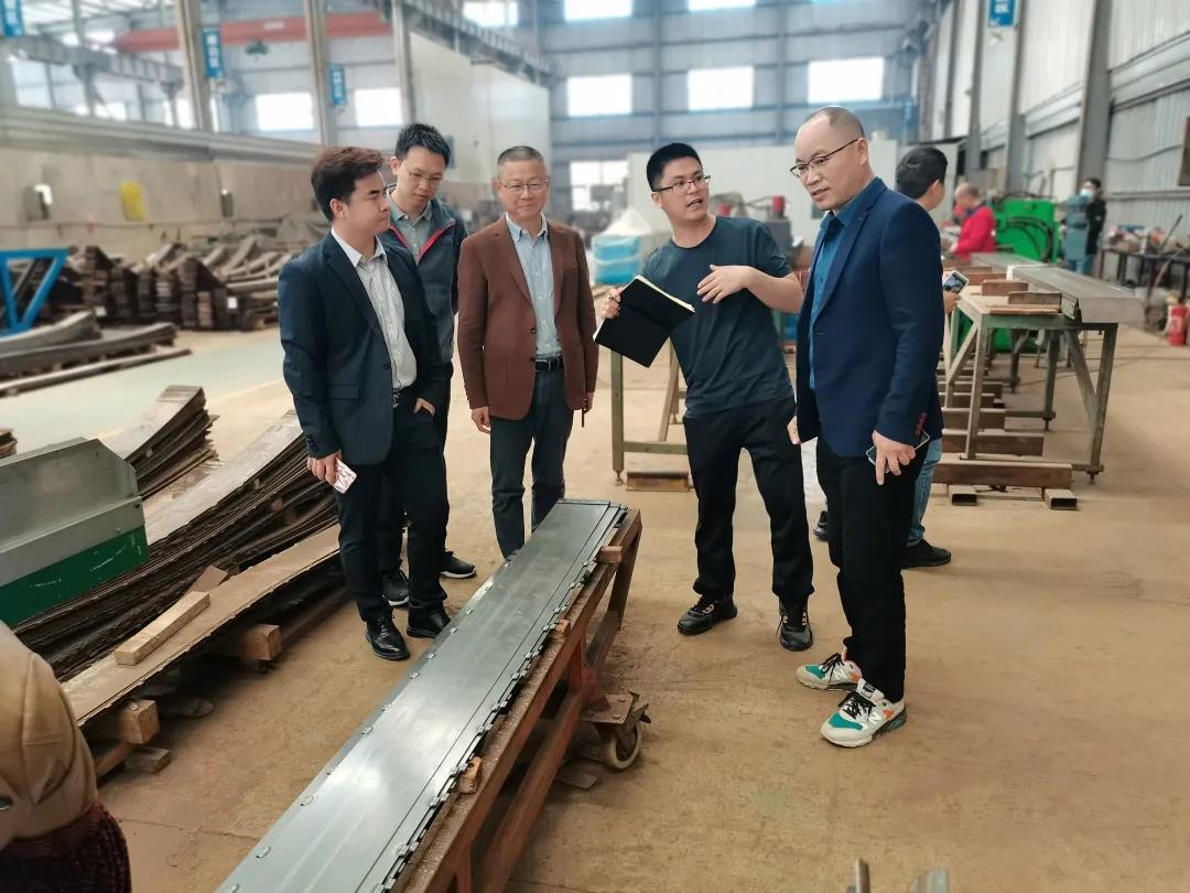 加強(qiáng)協(xié)同，西人馬專(zhuān)家團(tuán)隊(duì)走訪石材機(jī)械輔料產(chǎn)業(yè)聯(lián)合會(huì)！