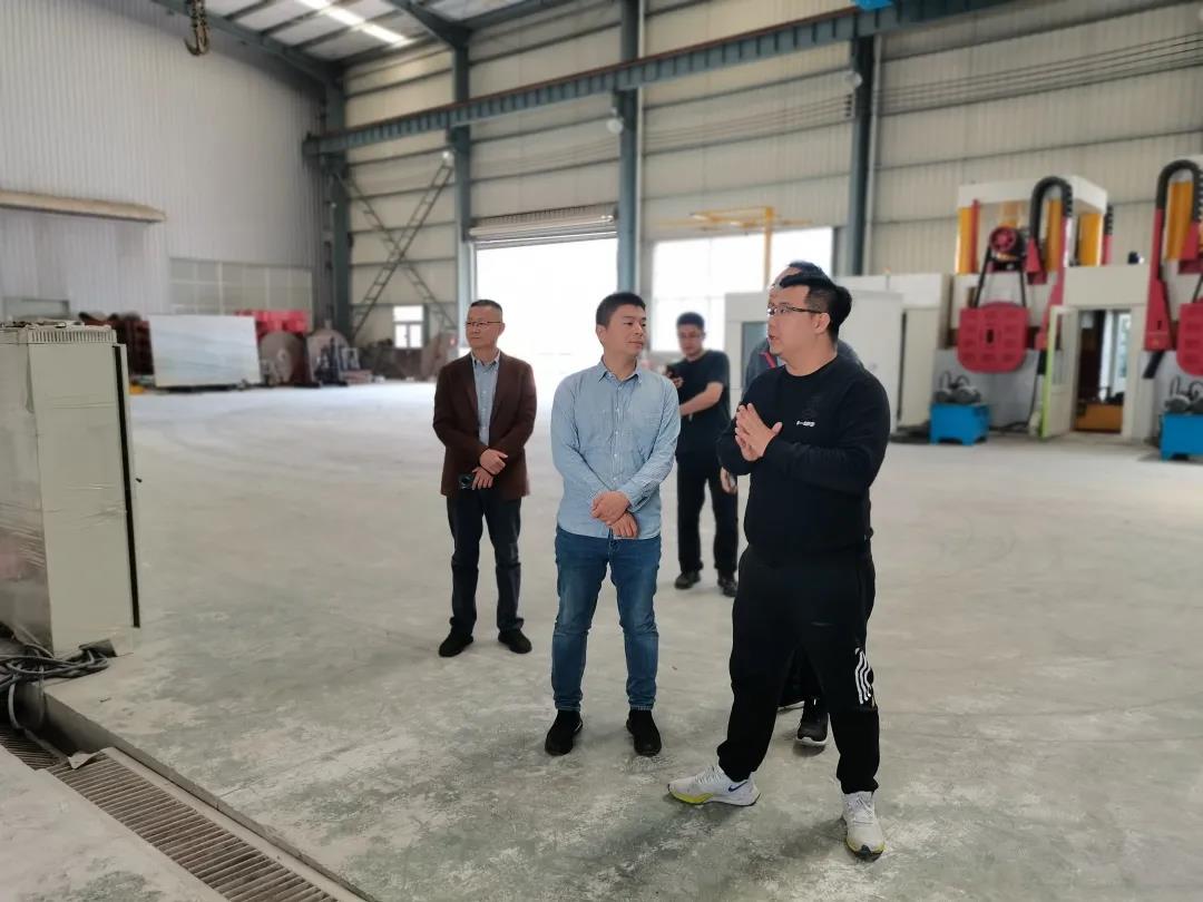 加強(qiáng)協(xié)同，西人馬專(zhuān)家團(tuán)隊(duì)走訪石材機(jī)械輔料產(chǎn)業(yè)聯(lián)合會(huì)！